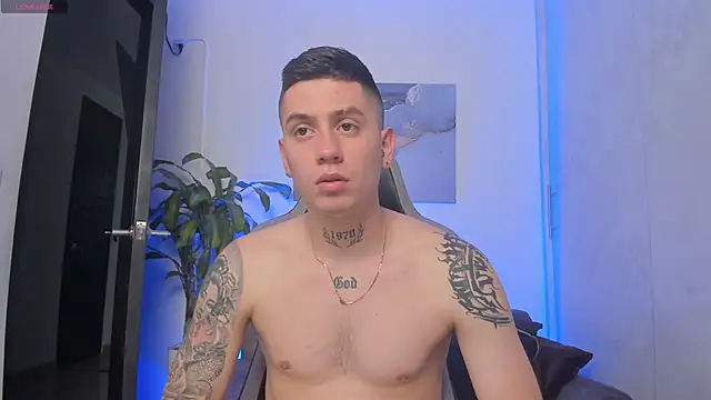 Yeiko Romero  online show from October 23, 2025, 5:23 pm