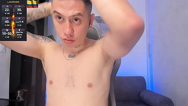 Yeiko Romero  online show from November 11, 2025, 5:46 pm