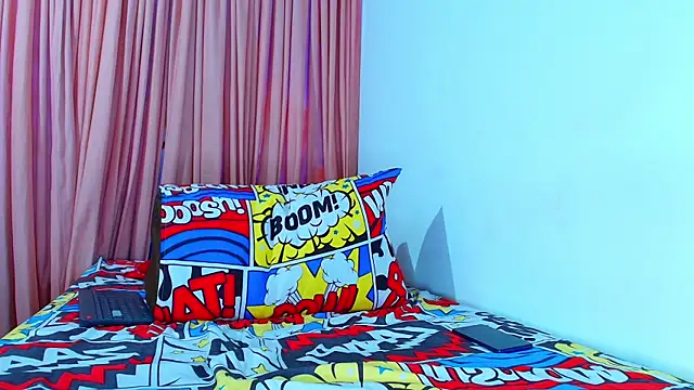 Thomass00 online show from December 31, 2024, 1:52 pm