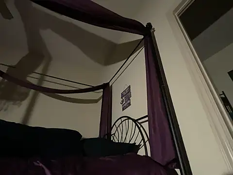 wynterheat online show from March 9, 2025, 11:03 am