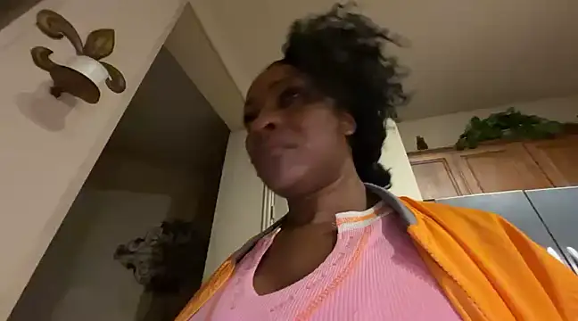 wynterheat online show from March 13, 2025, 9:43 am