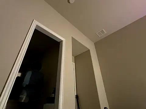 wynterheat online show from September 11, 2025, 8:58 am