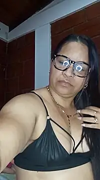 Snapshot of Sikiu_40 chatting on February 18, 2025, 8:38 am Sikiu 40 online show from February 18, 2025, 8:38 am