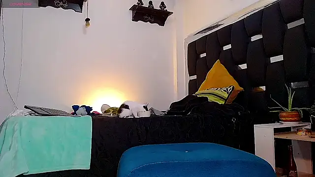 Snapshot of RyanRizzo chatting on December 26, 2024, 8:32 pm RyanRizzo online show from December 26, 2024, 8:32 pm