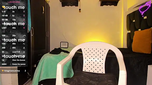 Snapshot of RyanRizzo chatting on March 17, 2025, 4:54 pm RyanRizzo online show from March 17, 2025, 4:54 pm