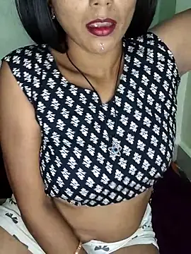 PUNAM BABY1 online show from March 3, 2025, 5:39 pm