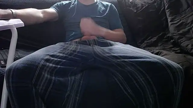 Big D Sub online show from November 6, 2025, 3:18 am