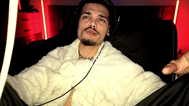 JordanShow online show from October 21, 2025, 12:06 pm