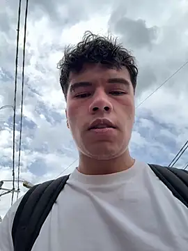 Logan smith1 online show from September 17, 2025, 8:21 pm