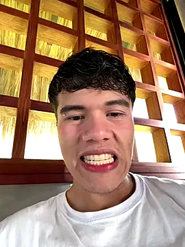 Logan smith1 online show from September 28, 2025, 6:24 pm