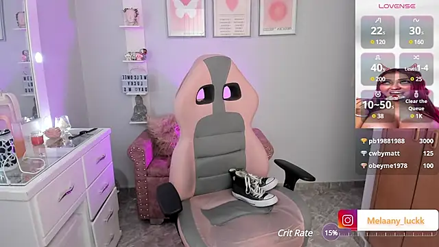 Melannyy  online show from February 26, 2025, 2:37 am