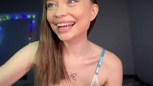 Snapshot of dollfromvenus chatting on January 12, 2025, 5:01 pm dollfromvenus online show from January 12, 2025, 5:01 pm