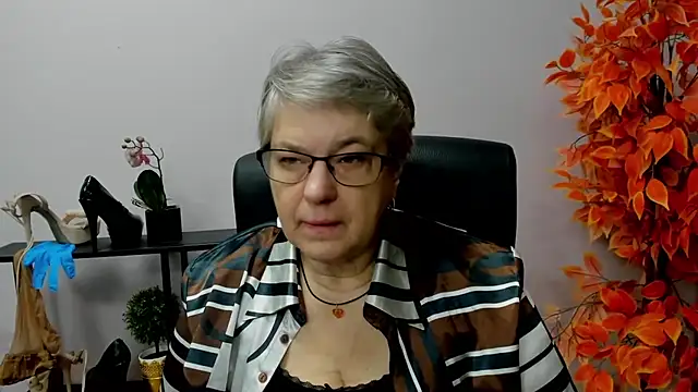 IrisDream online show from December 12, 2024, 7:19 am