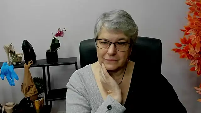 IrisDream online show from December 13, 2024, 11:13 am