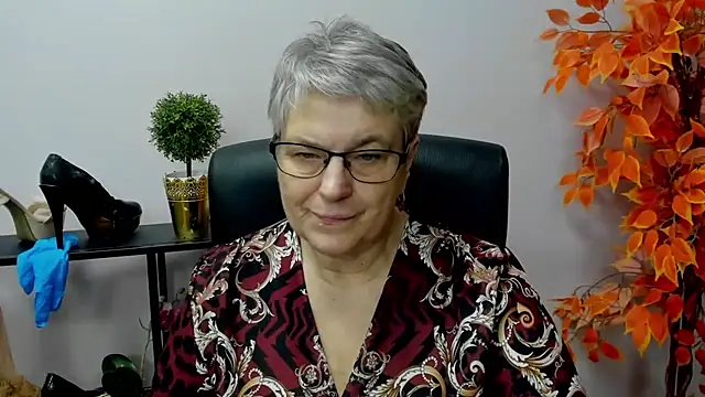 IrisDream online show from December 19, 2024, 1:29 pm