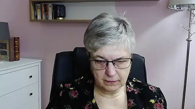 IrisDream online show from December 23, 2024, 7:28 am