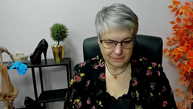 IrisDream online show from December 30, 2024, 7:15 am