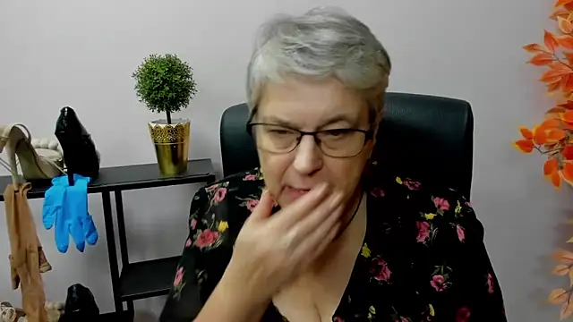 IrisDream online show from January 7, 2025, 1:57 pm