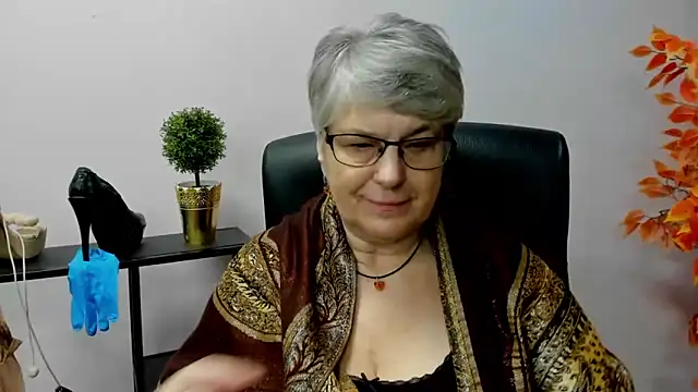 IrisDream online show from January 30, 2025, 1:53 pm