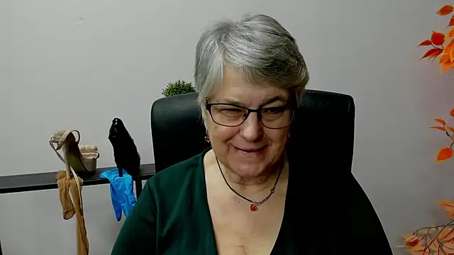 IrisDream online show from February 14, 2025, 1:51 pm