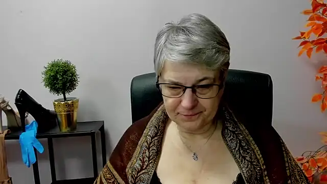 IrisDream online show from March 12, 2025, 7:13 am