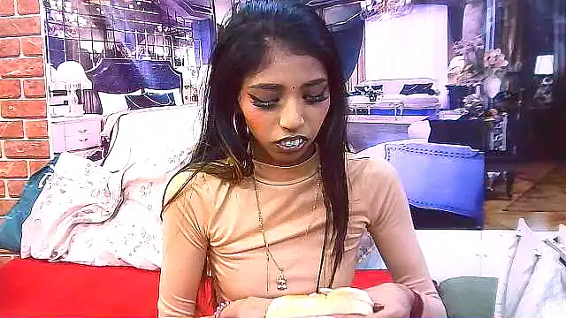 IndianSexySlender online show from December 3, 2025, 5:15 am