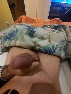 Snapshot of tiscopofortezozza chatting on March 3, 2025, 7:39 pm tiscopofortezozza online show from March 3, 2025, 7:39 pm