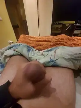 Snapshot of tiscopofortezozza chatting on March 10, 2025, 9:29 pm tiscopofortezozza online show from March 10, 2025, 9:29 pm