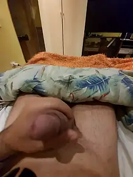 Snapshot of tiscopofortezozza chatting on March 16, 2025, 4:41 am tiscopofortezozza online show from March 16, 2025, 4:41 am