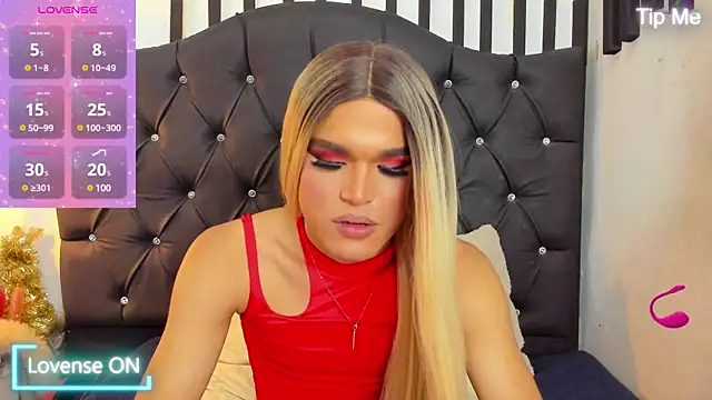 Snapshot of AllisonsweetZ chatting on January 14, 2025, 8:04 pm AllisonsweetZ online show from January 14, 2025, 8:04 pm