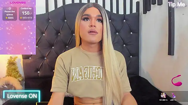 Snapshot of AllisonsweetZ chatting on January 15, 2025, 8:05 pm AllisonsweetZ online show from January 15, 2025, 8:05 pm