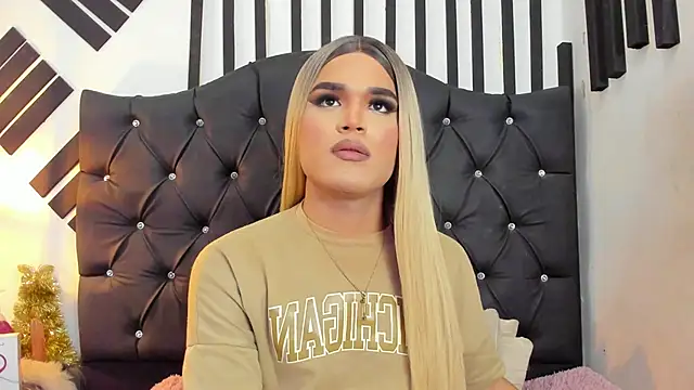 Snapshot of AllisonsweetZ chatting on January 29, 2025, 8:04 pm AllisonsweetZ online show from January 29, 2025, 8:04 pm