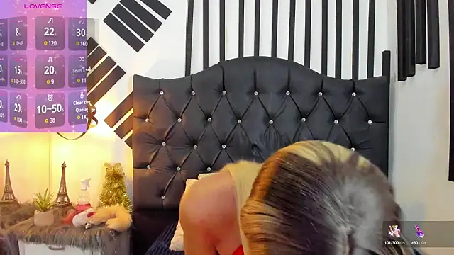 Snapshot of AllisonsweetZ chatting on February 3, 2025, 8:13 pm AllisonsweetZ online show from February 3, 2025, 8:13 pm