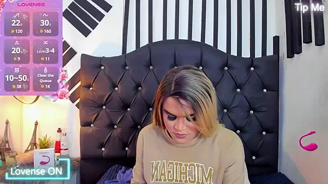 Snapshot of AllisonsweetZ chatting on March 3, 2025, 1:20 pm AllisonsweetZ online show from March 3, 2025, 1:20 pm