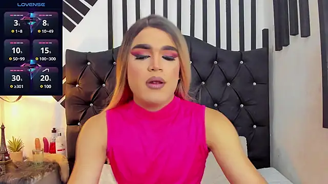 Snapshot of AllisonsweetZ chatting on March 17, 2025, 8:09 pm AllisonsweetZ online show from March 17, 2025, 8:09 pm