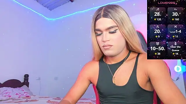 Snapshot of AllisonsweetZ chatting on October 5, 2025, 1:09 pm AllisonsweetZ online show from October 5, 2025, 1:09 pm