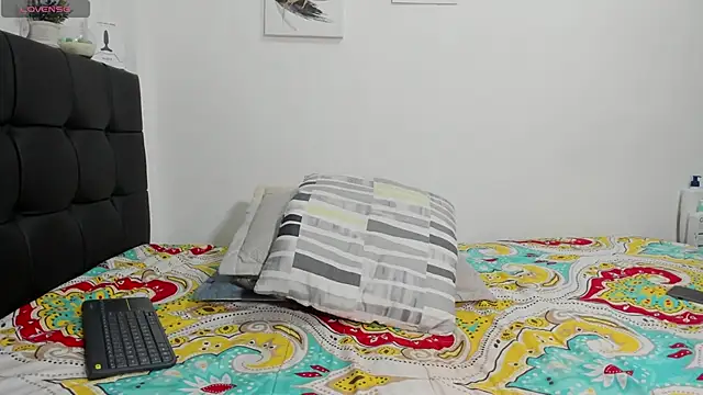 RoddyRich11 online show from February 24, 2025, 2:37 pm