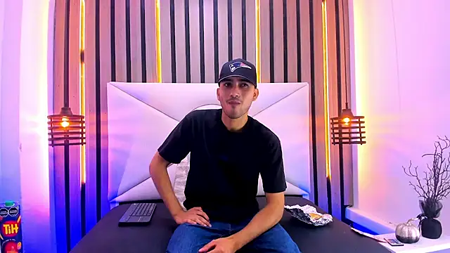 Snapshot of Liam_crox chatting on March 15, 2025, 2:55 pm Liam crox online show from March 15, 2025, 2:55 pm