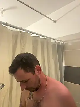 defbond420 online show from December 1, 2025, 12:43 pm