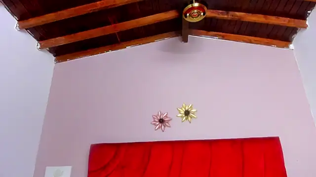 jhonjairo85  online show from February 3, 2025, 3:53 am