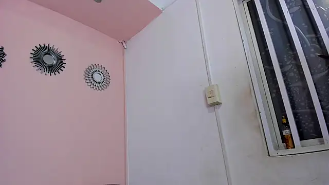 jhonjairo85  online show from September 29, 2025, 3:55 am