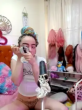Snapshot of Yennastone chatting on December 21, 2024, 2:04 pm Yennastone online show from December 21, 2024, 2:04 pm