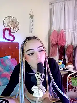 Snapshot of Yennastone chatting on December 27, 2024, 3:42 am Yennastone online show from December 27, 2024, 3:42 am