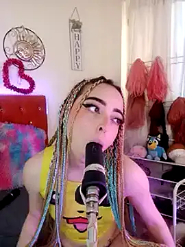 Snapshot of Yennastone chatting on December 31, 2024, 3:42 pm Yennastone online show from December 31, 2024, 3:42 pm