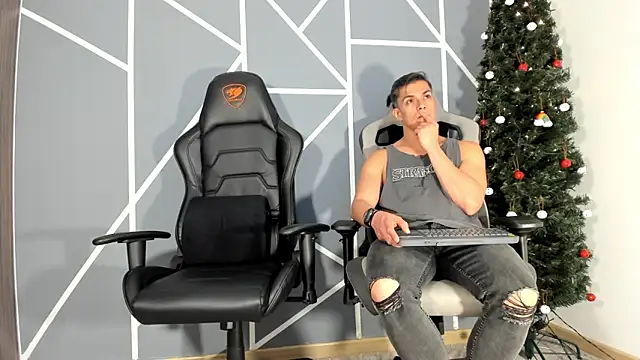 ianandjosephx online show from December 21, 2024, 5:14 am