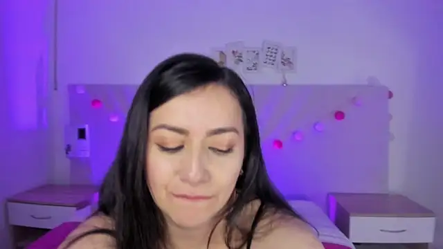 Kimkalifa  online show from February 7, 2025, 3:41 pm