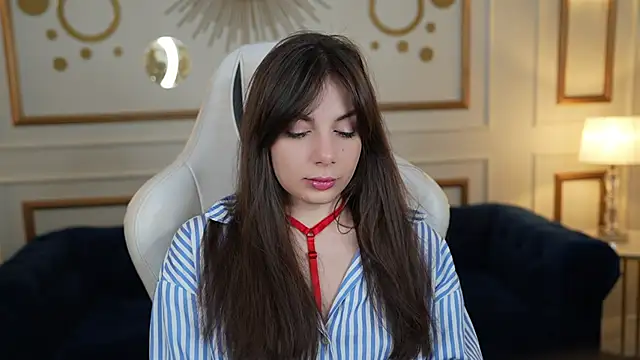 Snapshot of Alisa054 chatting on January 22, 2025, 7:57 am Alisa054 online show from January 22, 2025, 7:57 am