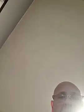 Snapshot of dickinyouto chatting on January 17, 2025, 4:04 pm dickinyouto online show from January 17, 2025, 4:04 pm