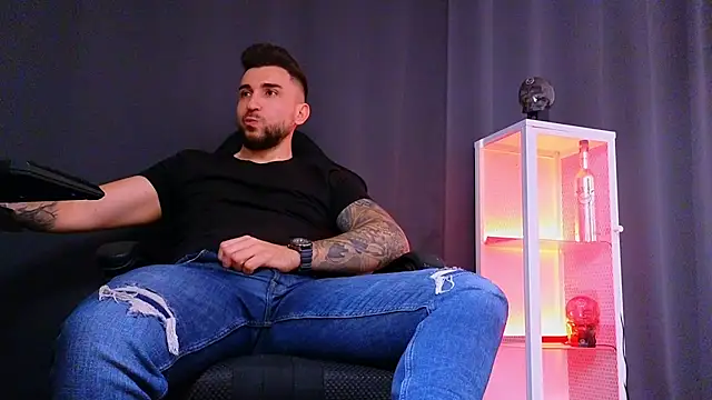 MightyAaron66 online show from March 12, 2025, 9:34 am