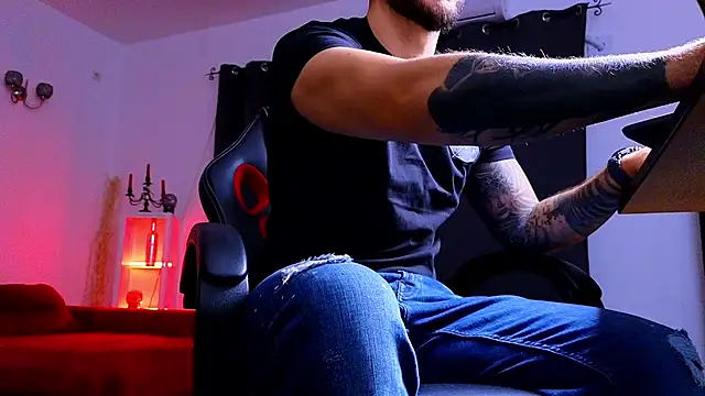 MightyAaron66 online show from September 16, 2025, 1:28 am